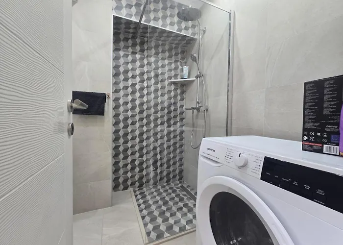 Centre - Marijin Dvor Lägenhet *